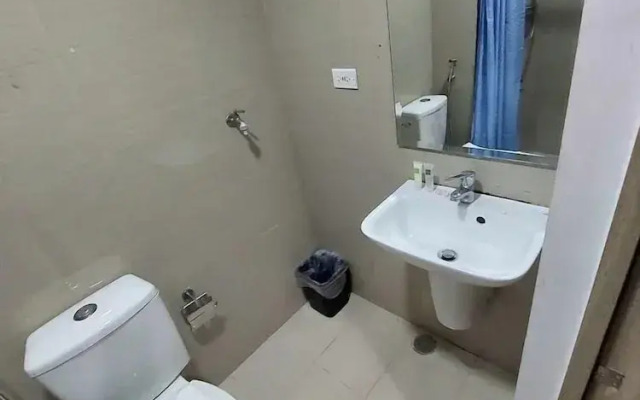 Shore 1 Tower C2 Unit 640