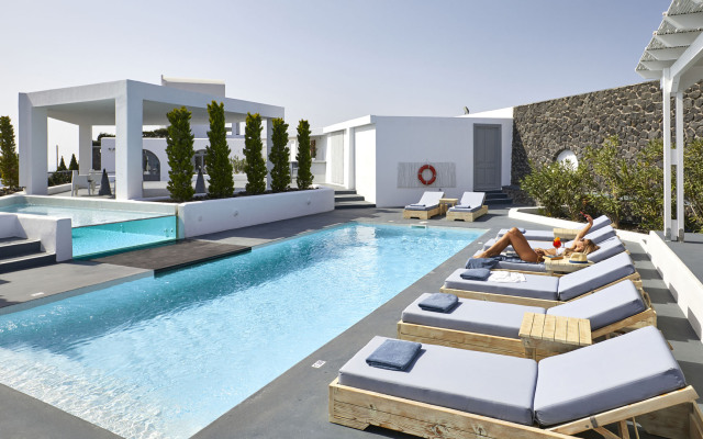 Santorini Princess Presidential Suites