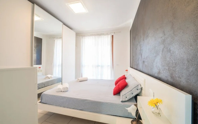 Bright Apartments Sirmione - Julia Giardino