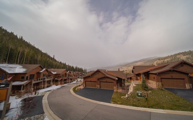 Alders 42 Outpost Dr