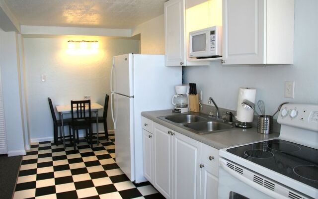 Sabal Palms Inn