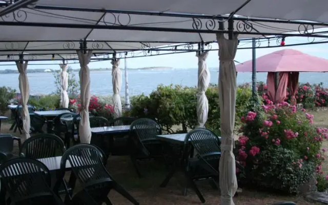 Hostellerie de la Baie