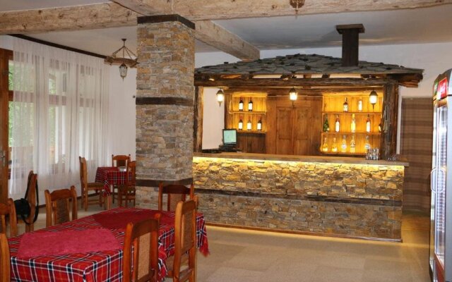 Bedenski Bani Hotel