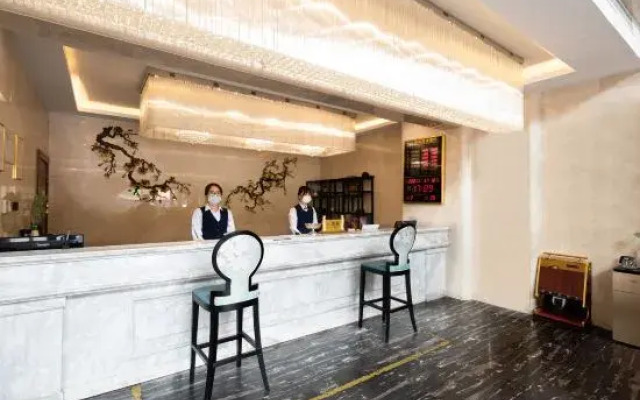 Hongwei Baiqian Hotel (Zhongwei Shapotou District Yingbin Avenue)