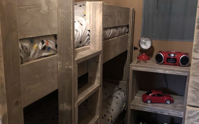 Tent Lodge With Sanitary Facilities