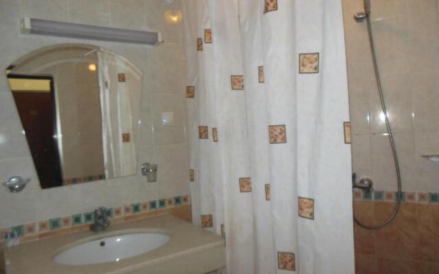 Ellinis Hotel