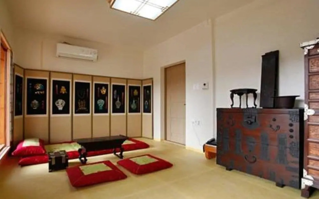 Gwiae Traditional House