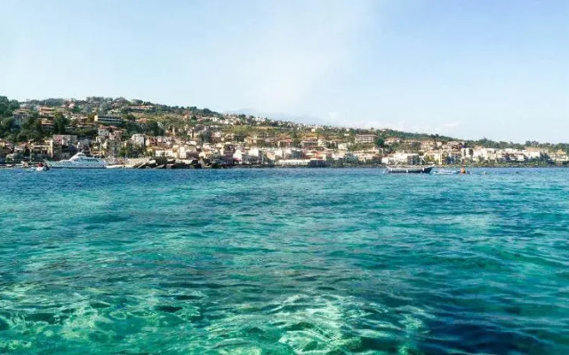 Meravigliosa vista mare davanti ai Faraglioni