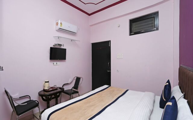 OYO 10827 Hotel Dev Bhoomi