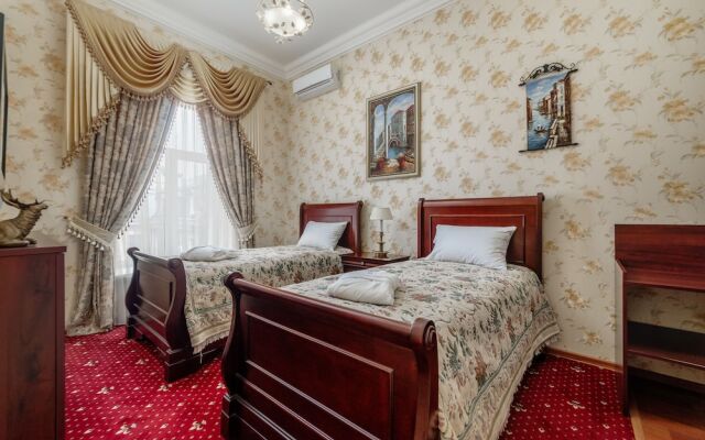 Арт-люксы, ул. Дерибасовская, 10