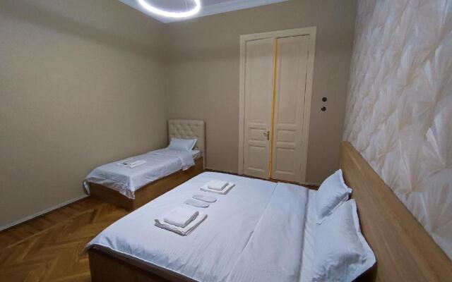 Happy Stay Hotel