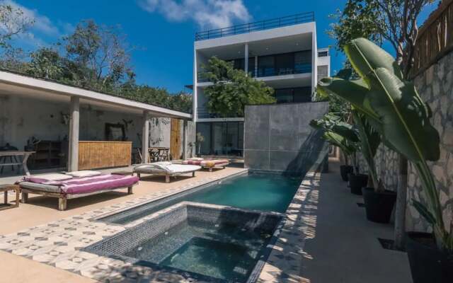 Casa Macarena 3-BR