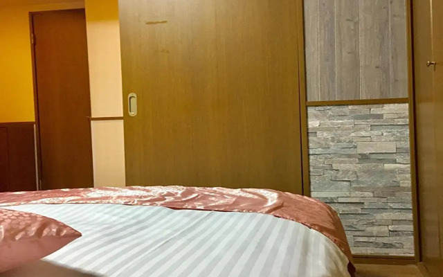 LaForet inn 303