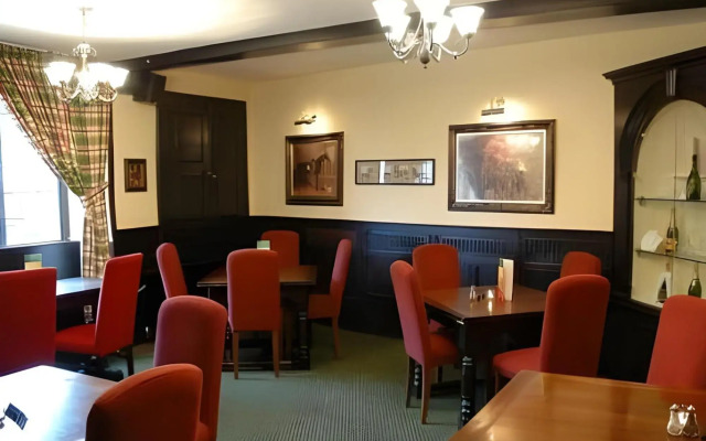 Red Lion Hotel Adderbury by Greene King Inns