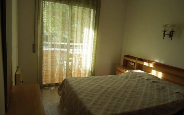 Apartamentos Antillas Fenals