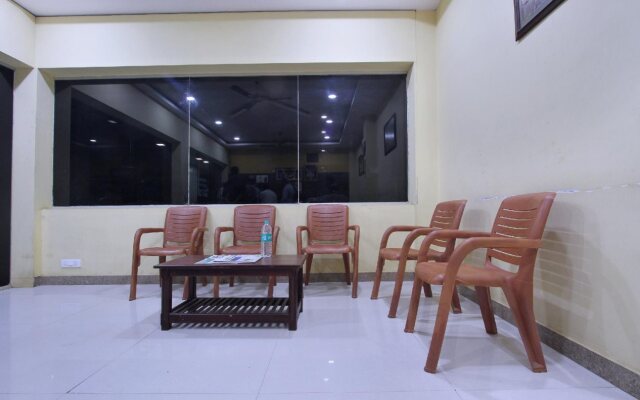 Rathneshwari Residency By OYO Rooms