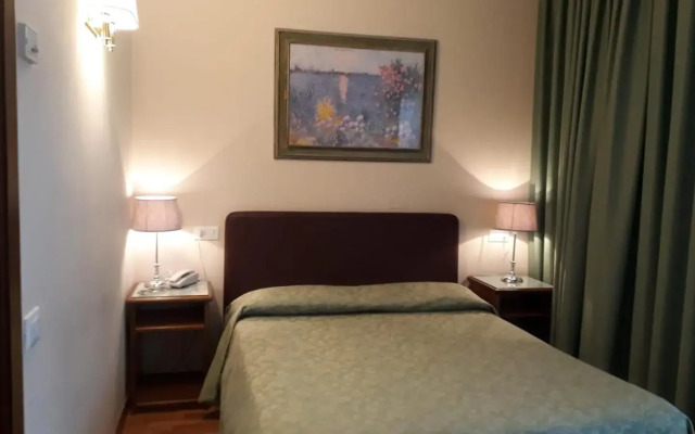 Hotel Lago Verde