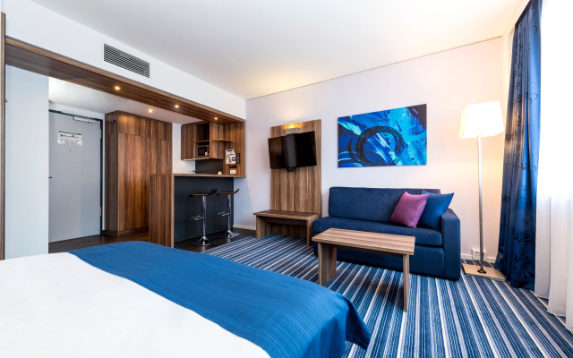 Holiday Inn Express Bremen Airport by IHG