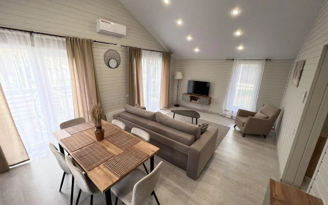 Sreda Green Lounge (Barnhouse 364)