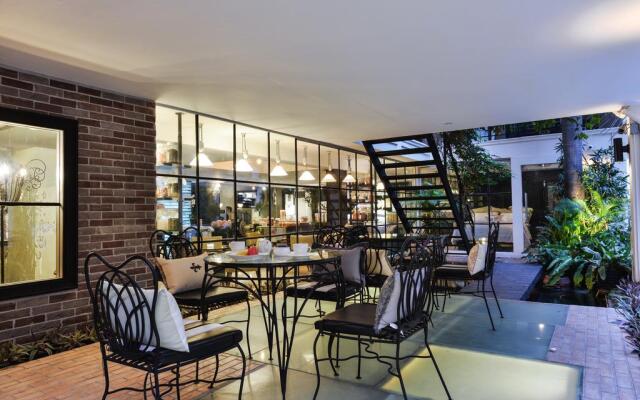 Отель Aspira Davinci Sukhumvit 31