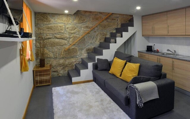 Apartment with One Bedroom in Porto, with Wifi