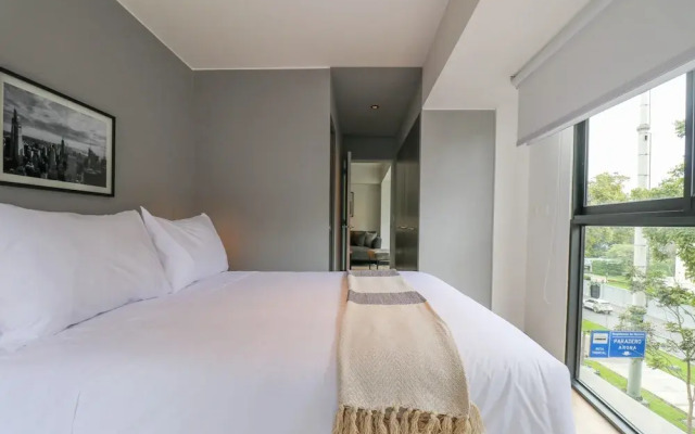w Exceptional 2BR w Amazing View in San Isidro