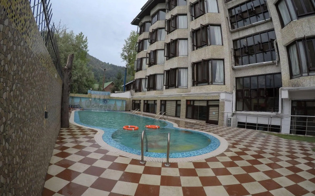 Welcome Hotel at Srinagar