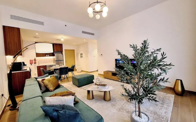 Stylish 1BR Apartment in La Sirene
