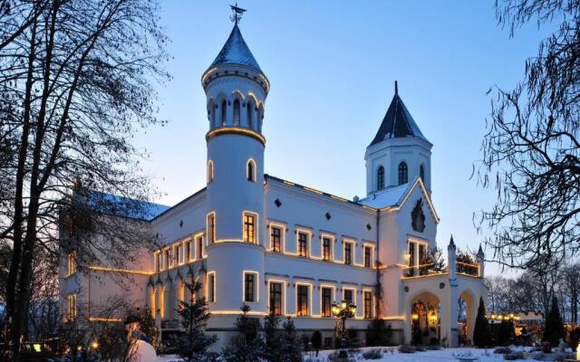 Schloss Hotel Bredenfelde