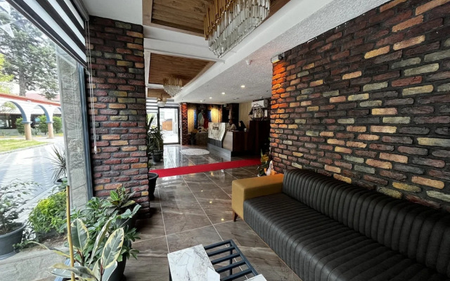 Avni Bey Otel