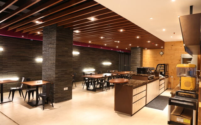 Grand Citihub Hotel @kajoetangan