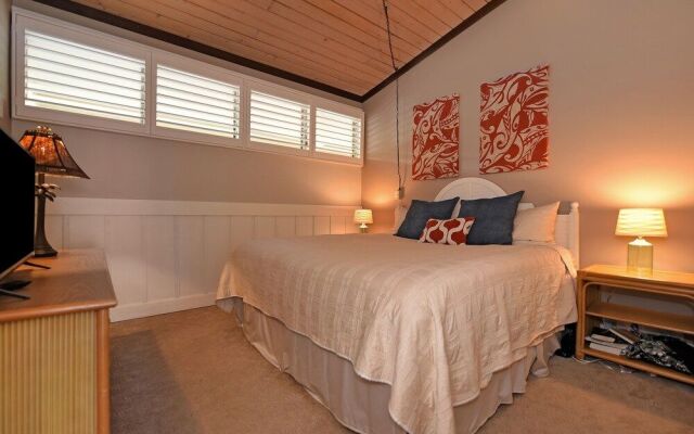 Napili Shore E240 by RedAwning