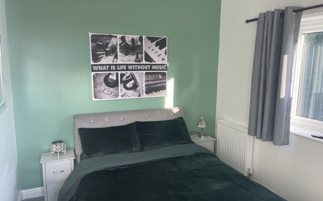 Beautiful Brand new 3-bed House in Sheffield