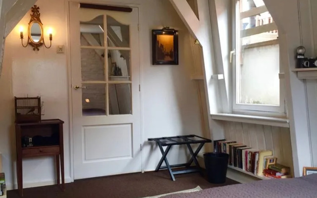 19th century storehouse in the Jordaan