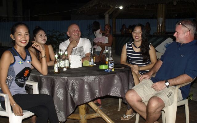 The Sharks Tail Dive Resort