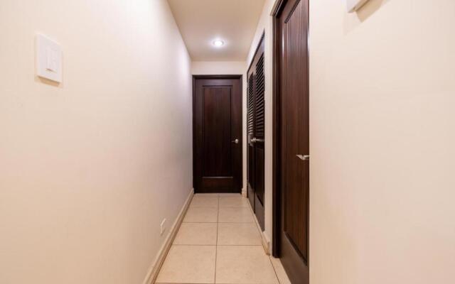 Bocaraca 2 - Luxury 2 BR Condo