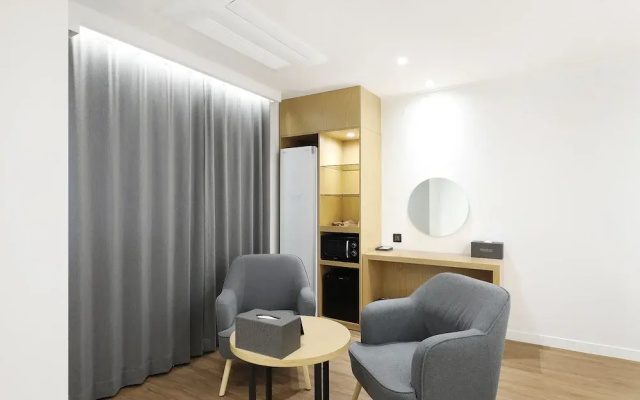 Brown Dot Hotel  Hongseong Naepo