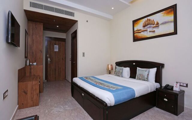 OYO 9377 Prakash Continental