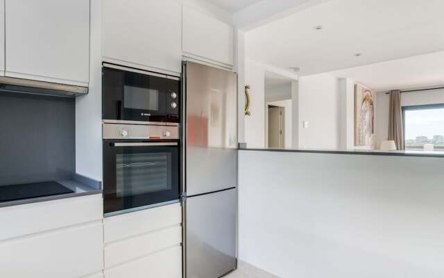 Suave Apartment in Casares Costa With Swimming Pool