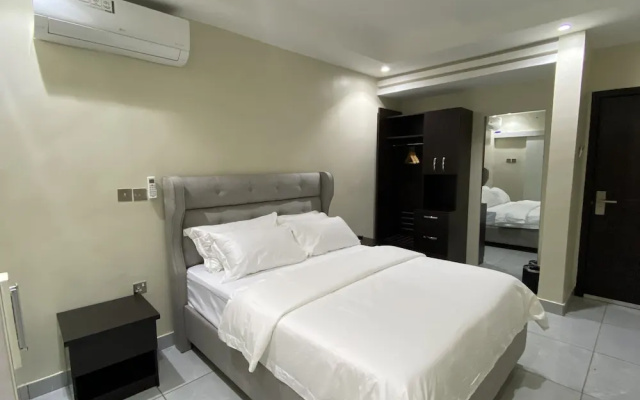 Emmaag Hotel