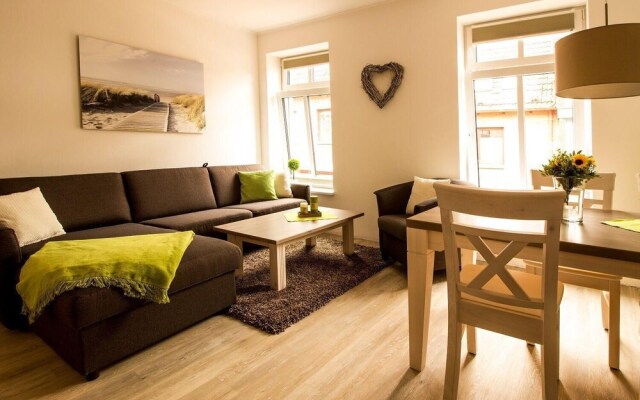 Frau Clara Haus - Ecke 2