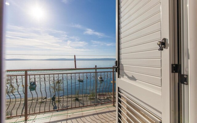 Beautiful Home in Kastel Kambelovac With Wifi and 3 Bedrooms