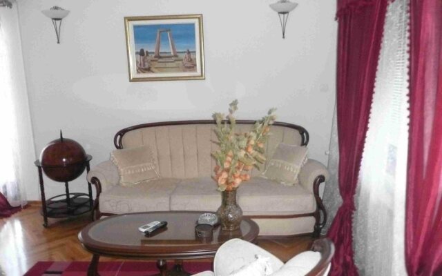 Hotel Oazza