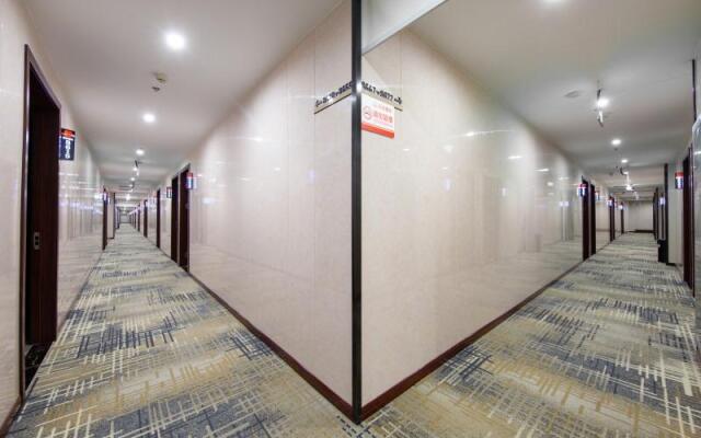 Shell Hotel Suzhou Changshu Guliu Zhonghong Square
