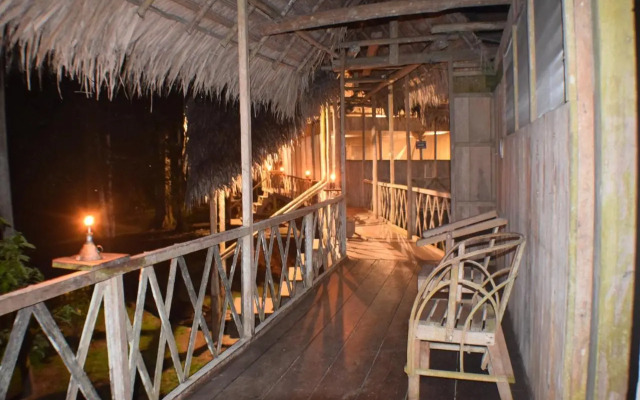 Lodge Jungle Wolf Expeditions