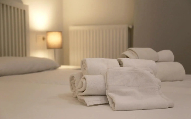 Plaza Monterrey parking opcional by Salamancavacacional