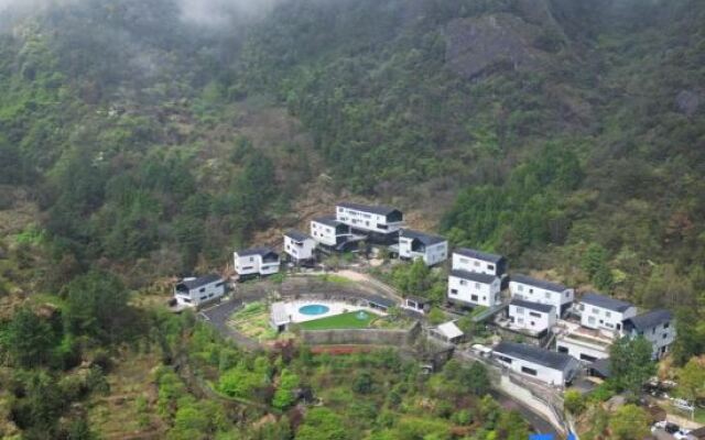 Xianhe Mountain Guesthouse