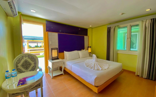 Shore Time Hotel