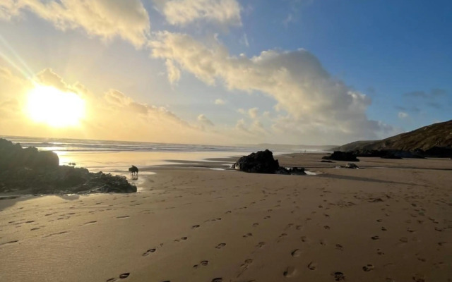 Whitsand Bay Chalet