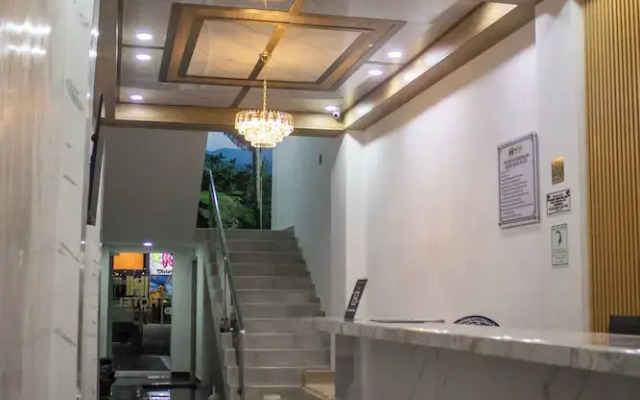 Hotel Mall Plaza